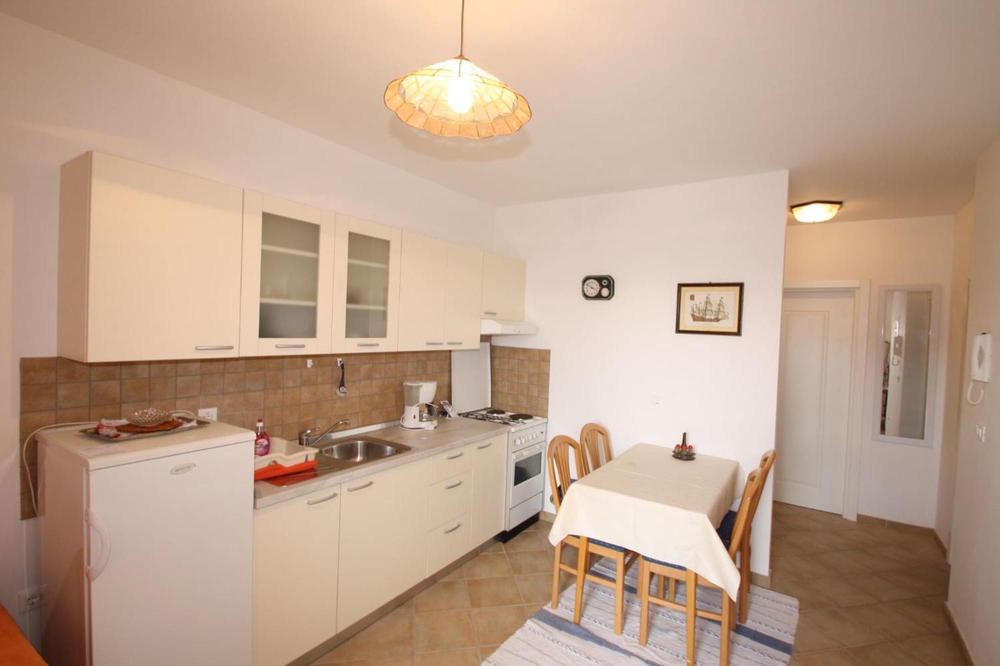 Tia Apartment